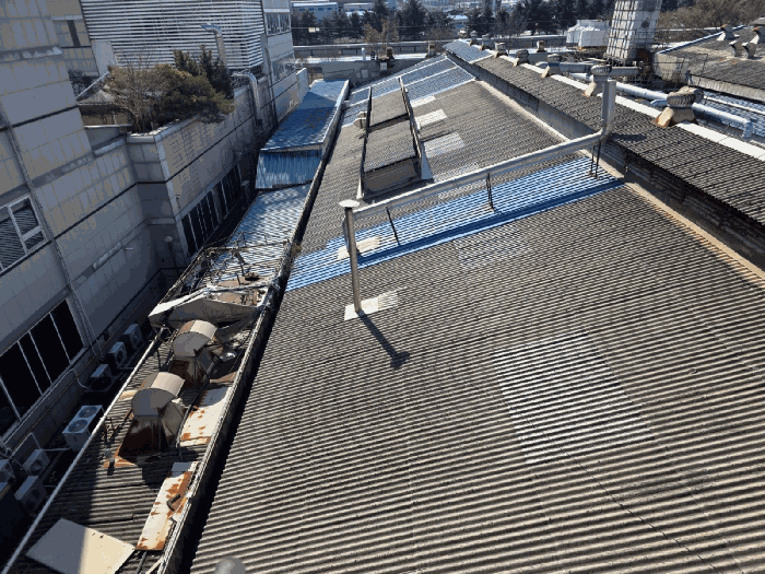 기호(2) 건물 1층 지붕