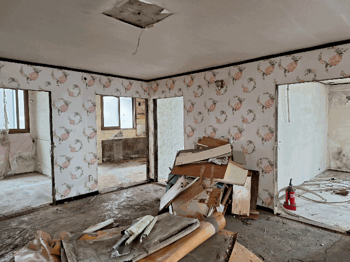 본건 내부 전경