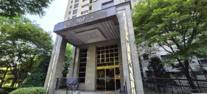 공동현관 출입문