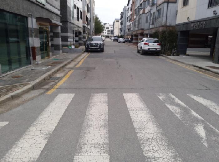 * 본건 목적물 인접도로 전경