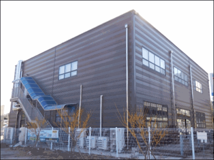 【 본건 후면 】