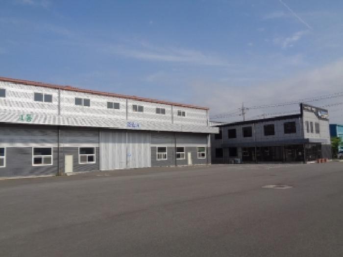 목록3의 공장과 사무동 전경