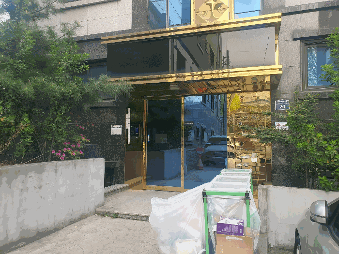 본동 공동출입구