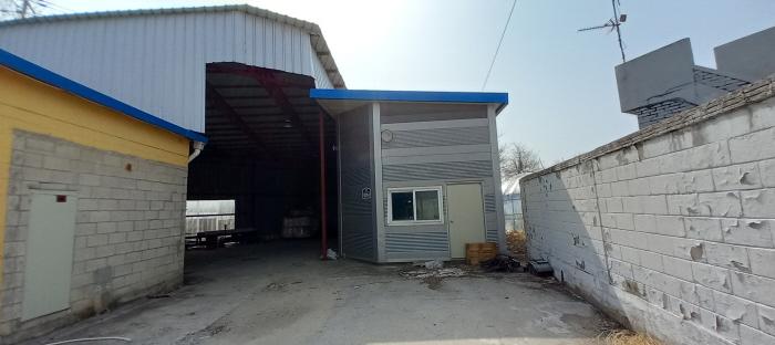 목록2. 토지 및 목록4. 단층 제2종근린생활시설 전경