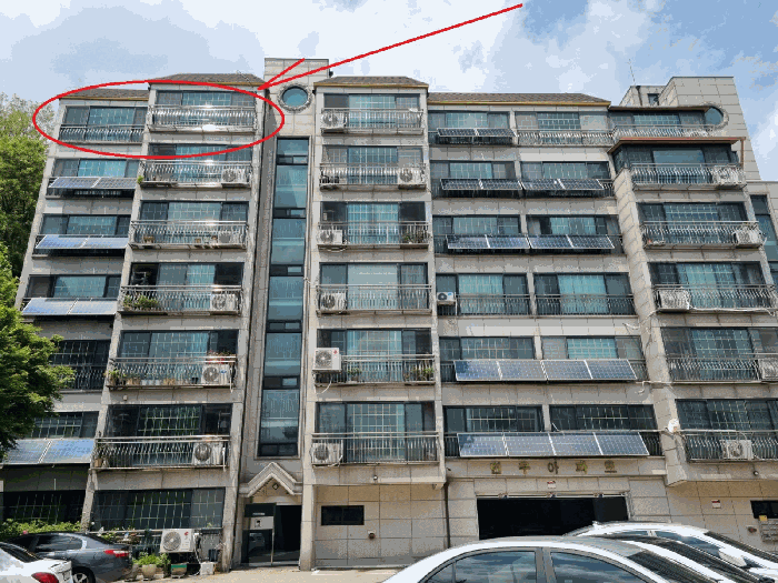 연우아파트 및 본건전경(남동측에서 촬영)