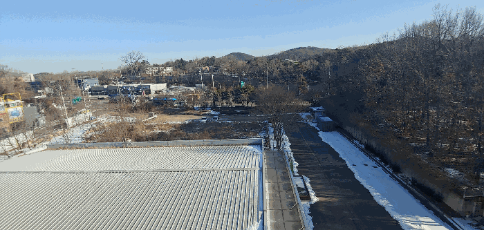 본건 일단의 토지 내부 전경