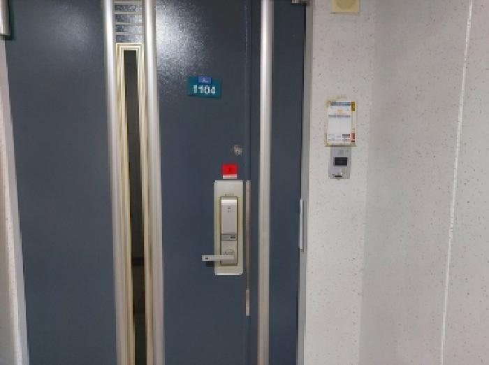 세대 출입문 전경