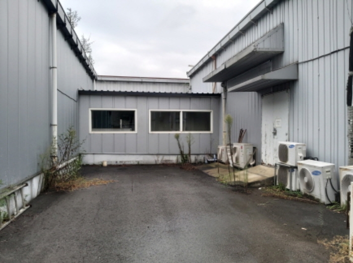 * 본건 목적물1. 5동과 목적물2. 6동 사이의 연결부분 전경