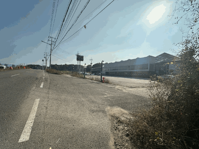 본건 : 북측 전경