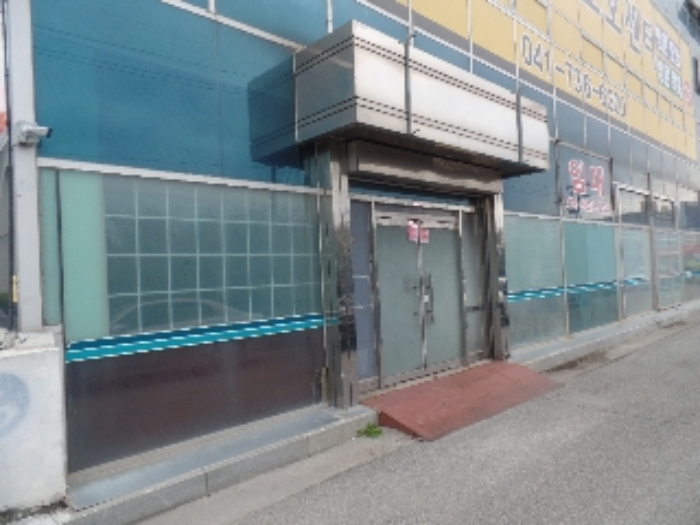 기호 2. 북측 상점 공실