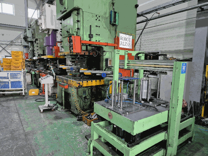 기계기구 기호10 프레스C형 5공정 로봇자동화시스템