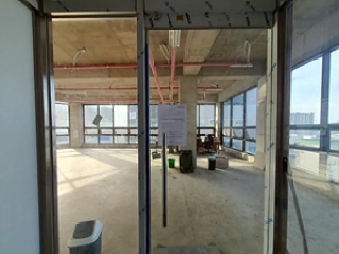 기호4 우측, 출입문에 안내문 게시(2025.01/31)