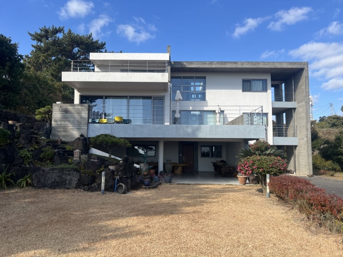 일련번호 1) 전경