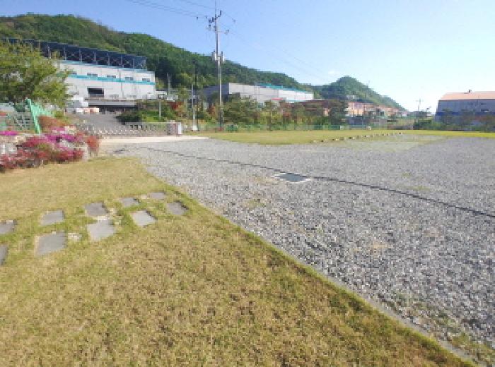 공장 마당 모습