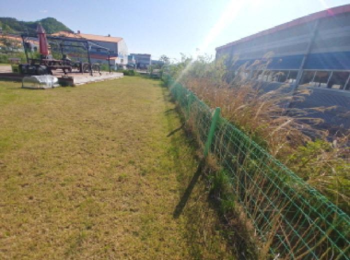 제시외 철제 울타리 모습