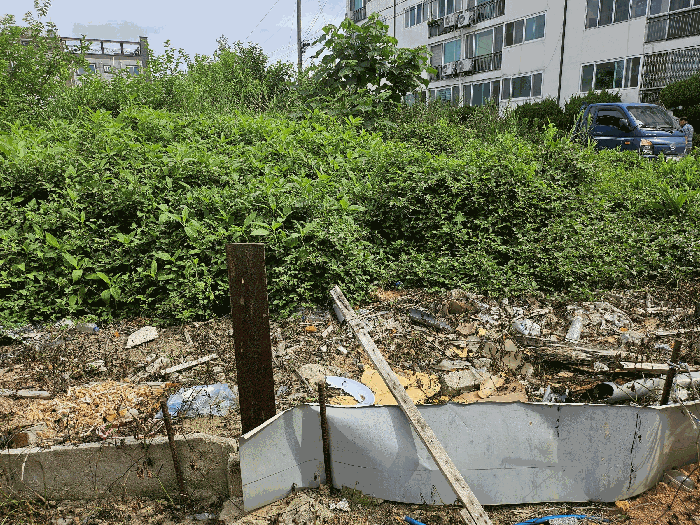 본건 남측경계에서 북측방향 촬영