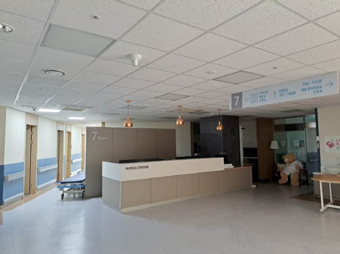 본건 만세365병원 7층 병동 