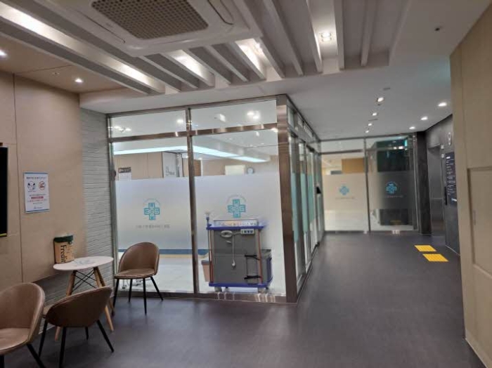 본건 만세365병원 9층 통합병동 