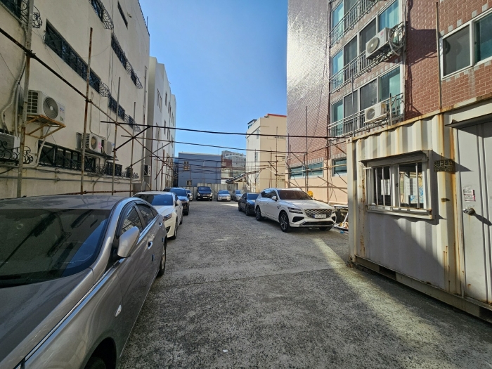 본건 북측에서 촬영