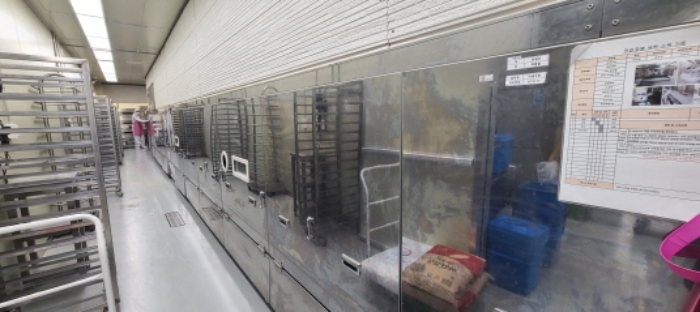 공장내 소재하는 공장저당 기계 전경