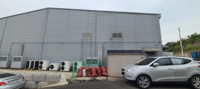 목록 1 토지 상 제시외 흡연시설 전경