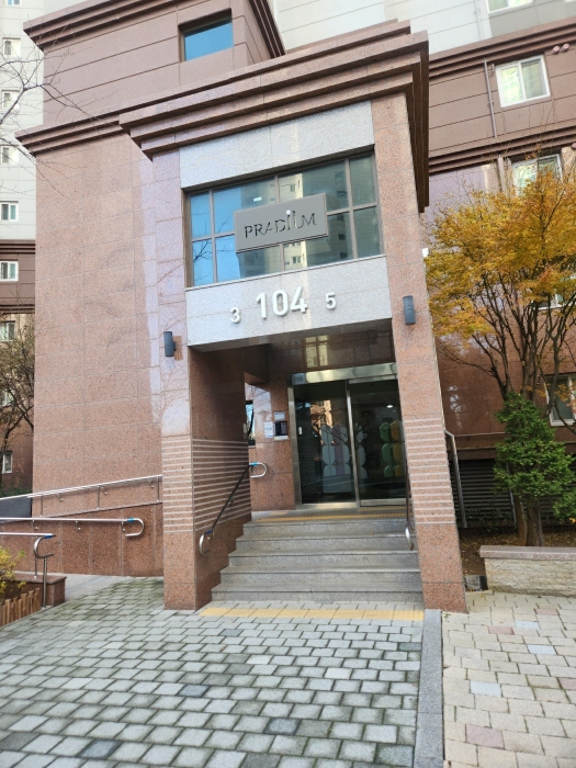 본건 공동 출입구