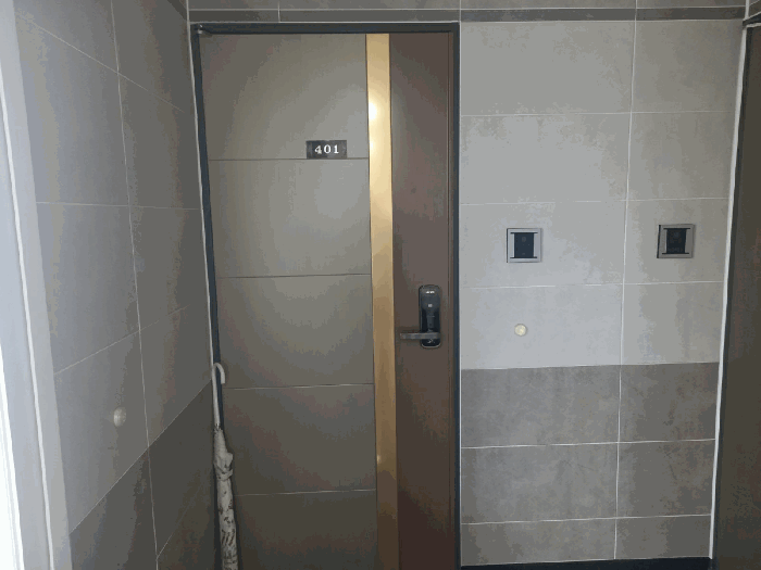 기호(11) 현관 출입문