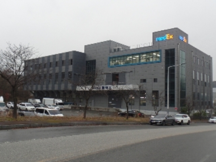 기호 1.지상 기호 2.  공장 전경