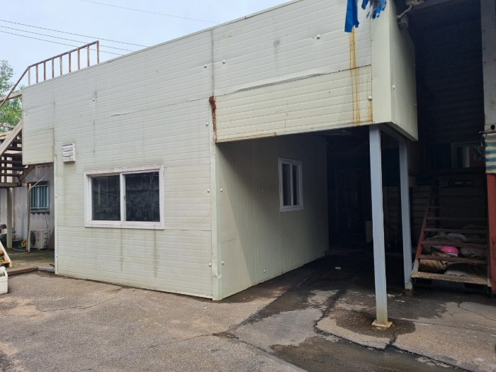 제시외 (b) 전경