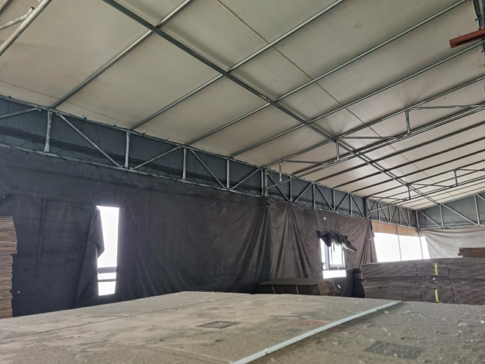 제시외 (f) 전경