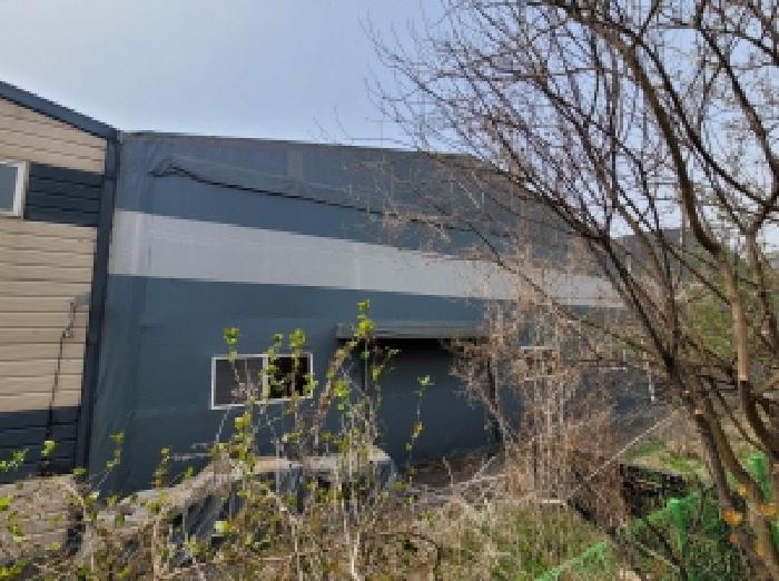 제시외 가설건축물 2(뒤쪽)