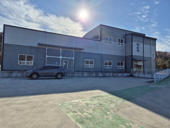 [본건 건물 전경]