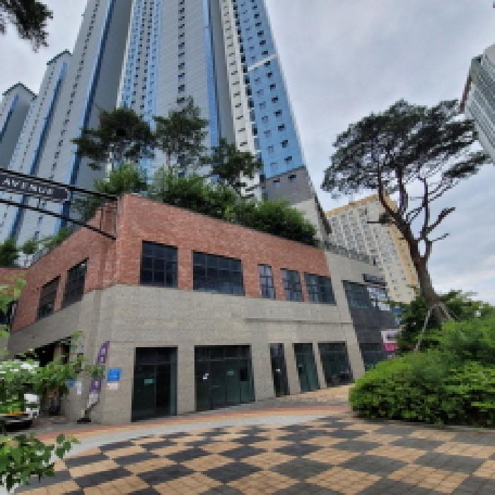 본건 건물 전경