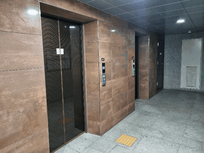본건 건물 승강기