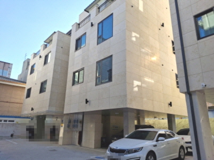 목록4 건물 전경