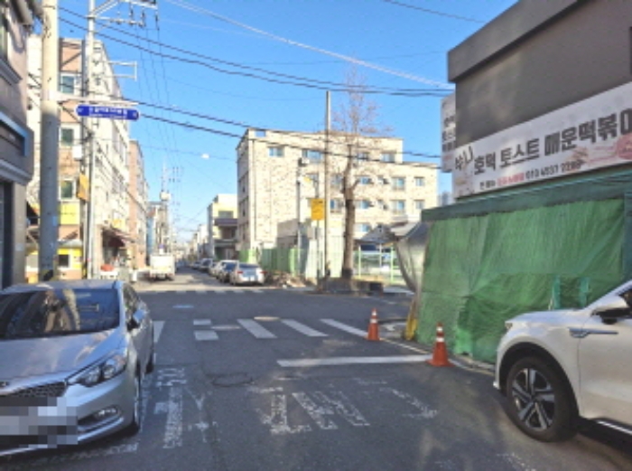 주변 도로 모습2