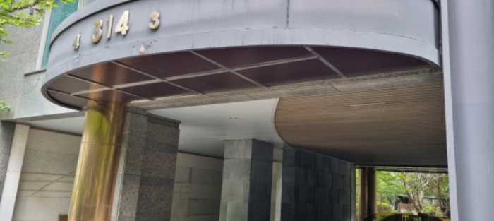 공동현관 출입문