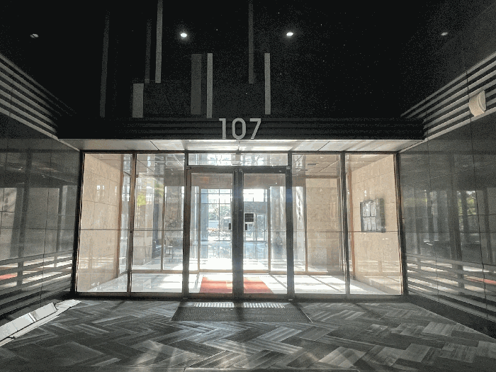 1층 공용 출입구 전경