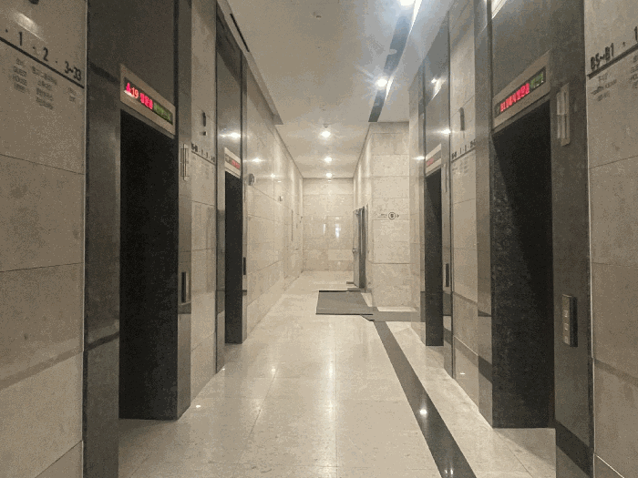 1층 공용 엘리베이터홀 전경