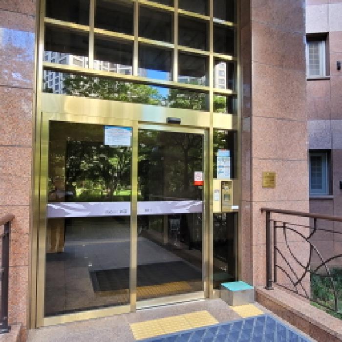 공동현관 출입구 전경