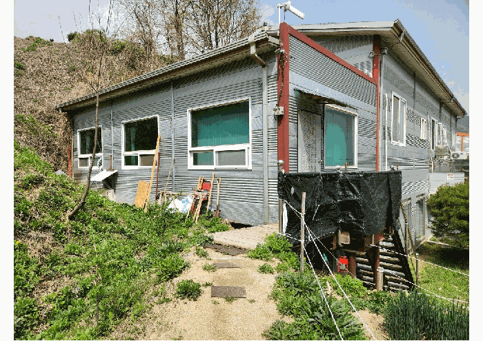 본건 제시외건물 ㉠