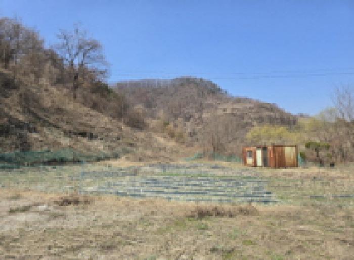 목적물 1 및 소유자 미상의 이동식 컨테이너