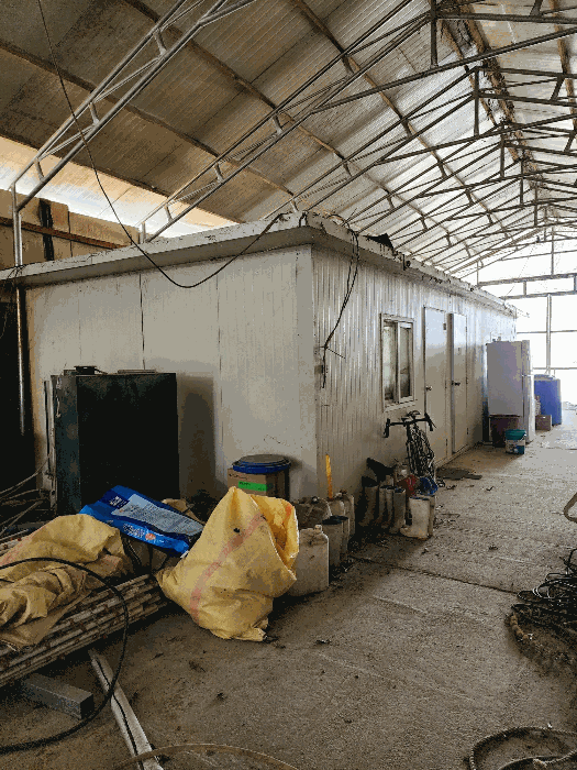 제시외건물 ㉠ 내부 전경