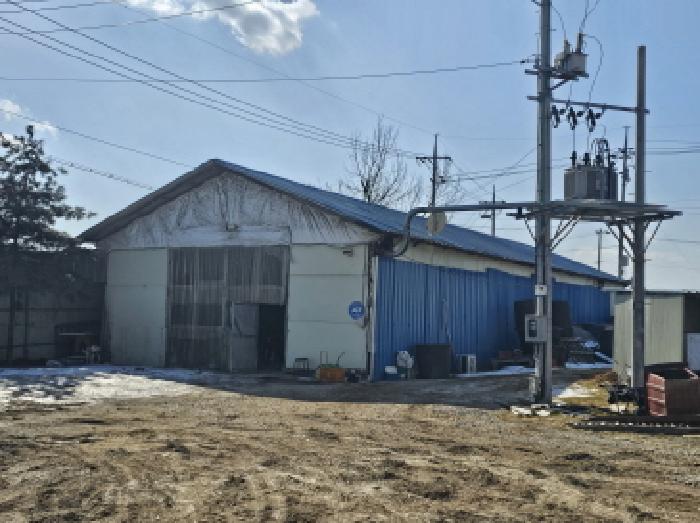 목적물 3 내 제시외 조립식판넬조 창고 - 1