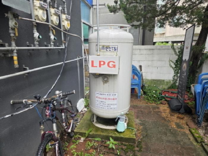 제시외 LPG탱크통