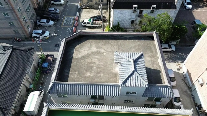 본건 기호1,2 (동측에서 촬영)