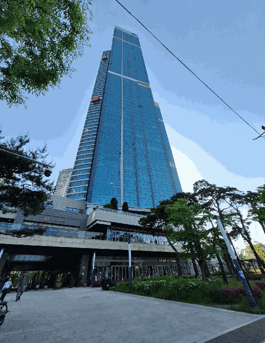 동측 전경