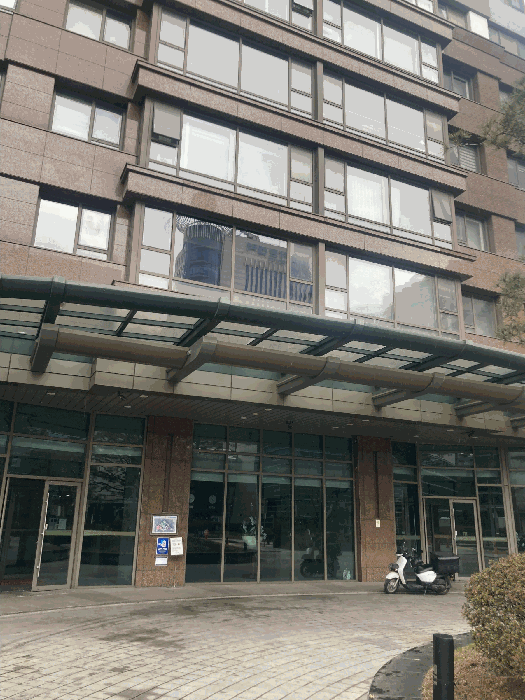 본건 출입구부분