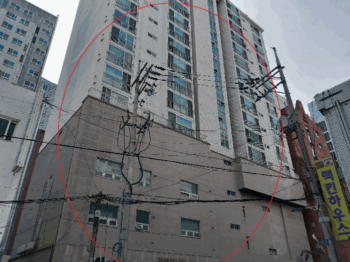 본건이 속한 건물전체전경