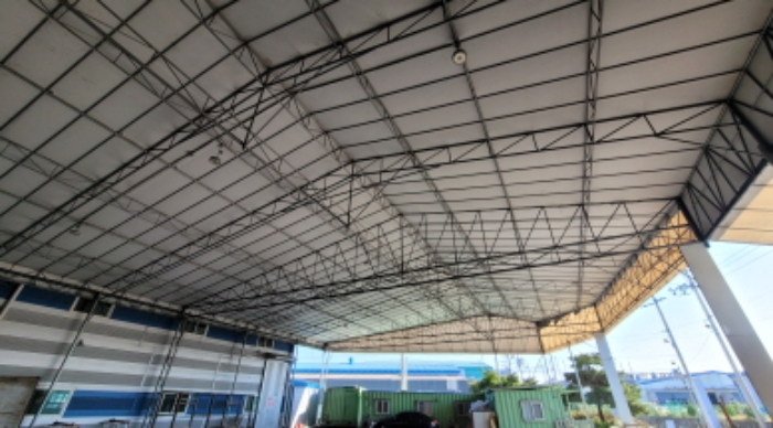 목록 2,4. 건물과 연되어 있는 제시외 가설건축물